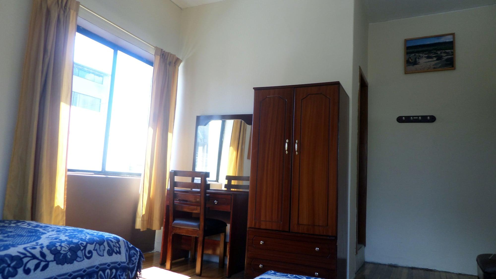 Jhomana Guesthouse キト エクステリア 写真