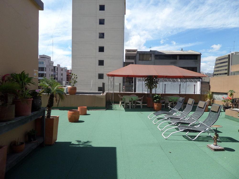 Jhomana Guesthouse キト エクステリア 写真